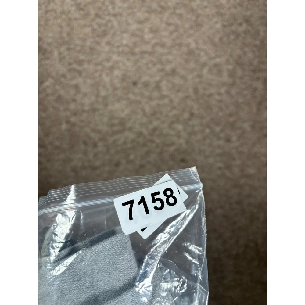 Nike Sportswear Club Fleece Hoodie Grey‎ White Logo DQ5775-063 Womens Large